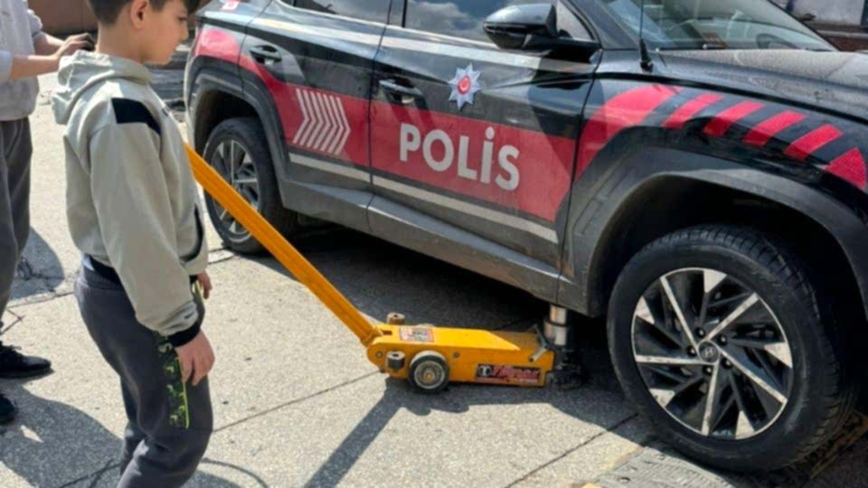 balci-jant-lastik-yol-yardim-istanbul-luleburgaz (14)